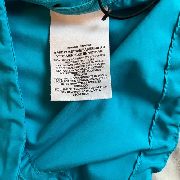 NIKE Running Jacket - Picture 6 of 6